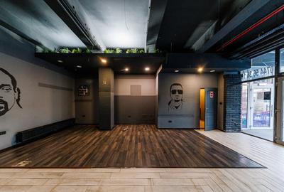 Spatiu Comercial pt horeca/salon, cu vitrina si parcare, Kapa Center, Comision 0 - 8