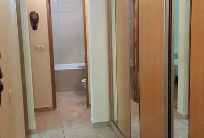 Vand apartament 3 cam etaj 1 pe BLD DECEBAL - 5
