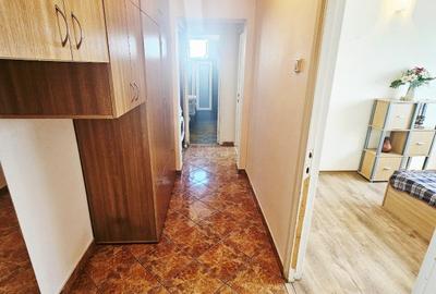 Vânzare apartament 3 camere | Zona Vest – Lămâița | Etaj 10/10 - 15