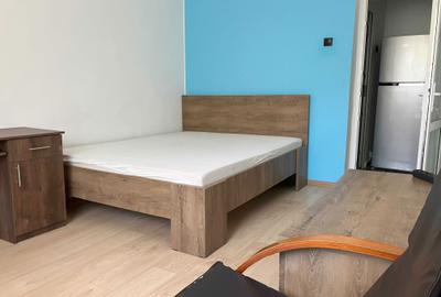 Garsonieră decomandată în Central - 2