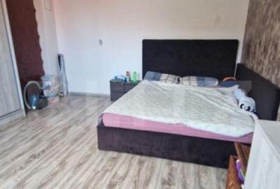 Casa 5 camere, Sacele , panouri solare 6kw, terasa , 835 mp - 13