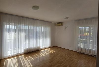 Apartament cu 2 camere decomandat în Liviu Rebreanu