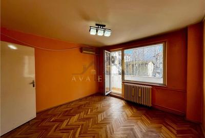 Apartament cu 4 camere semidecomandat în Punctele Cardinale - 8