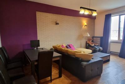 Apartament cu 2 camere decomandat în 13 Septembrie - 5