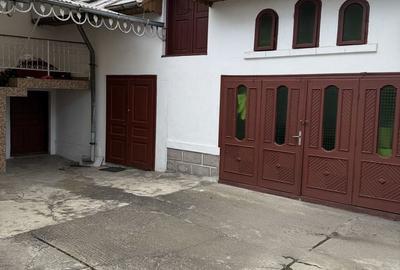 Casă cu 4 camere în Pietroasa - 5