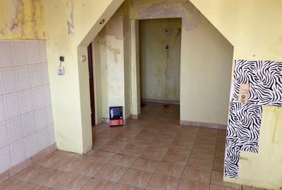 Apartament cu 3 camere decomandat în Semicentral - 2