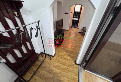 Apartament cu 4 camere decomandat în Tineretului - 11