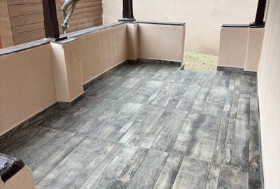 Casă cu 4 camere cu Teren 334 Mp în Central - 2