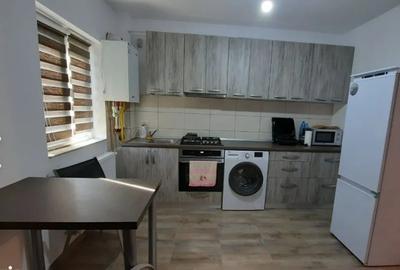 Apartament cu 3 camere semidecomandat în Rediu - 3
