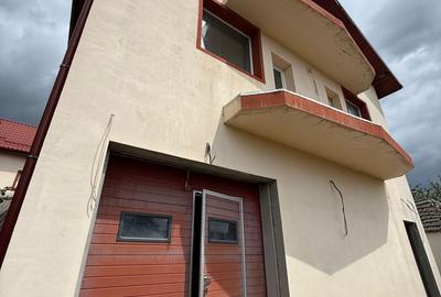 Casă individuală cu 5 camere cu Canalizare în Dascălu - 10