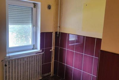 Garsonieră decomandată în Central - 8