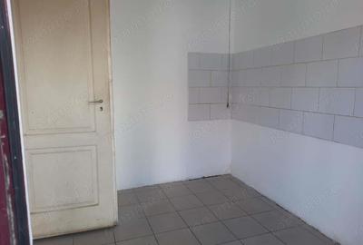 Full Shopping Center Deva, spatii comerciale de inchiriat - 2