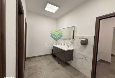 Spațiu comercial, de 1,420 mp, în Industriilor