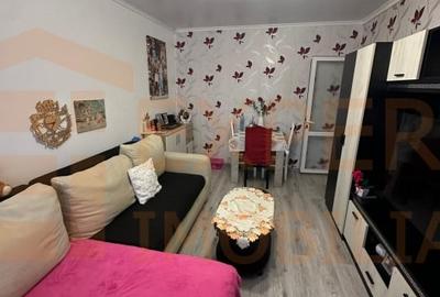 Apartament cu 2 camere decomandat, mobilat în Anda