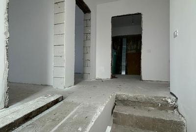 Casă cu 3 camere cu Teren 90 Mp în Drumul Taberei - 3