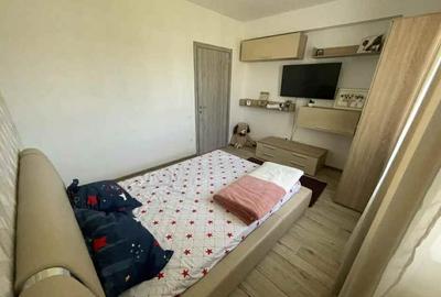 Apartament 2 camere, decomandat - zona Tractorul - 2