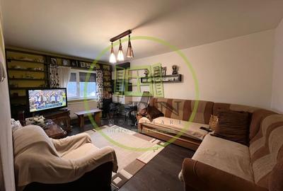 Apartament cu 3 camere decomandat, mobilat în 1 Mai