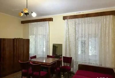 Apartament cu 2 camere decomandat în Central - 2