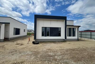 Casă cu 3 camere cu Teren 317 Mp în Clinceni - 14