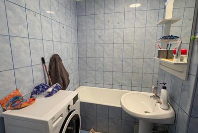 Calea Moșilor - Vodafone - bloc 1983 Calea Moșilor - Vodafone - bloc 1983 - 9