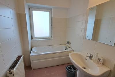 APARTAMENT 3 CAMERE - SUPRAFATA GENEROASA - 35