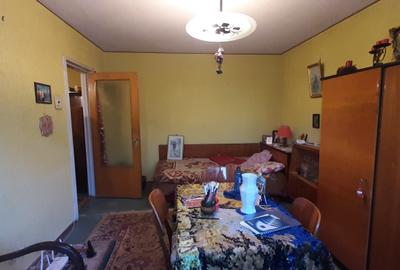 Drumul Taberei apartament decomandat etaj 3/4,spatios, luminos Drumul Taberei apartament decomandat etaj 3/4,spatios, luminos - 3