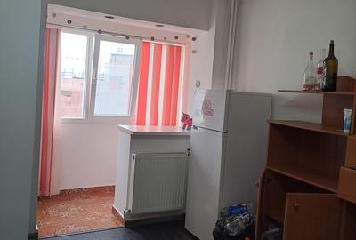 Garsonieră semidecomandată în Central