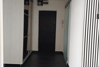 Apartament cu 2 camere decomandat în 1 Decembrie 1918 - 2