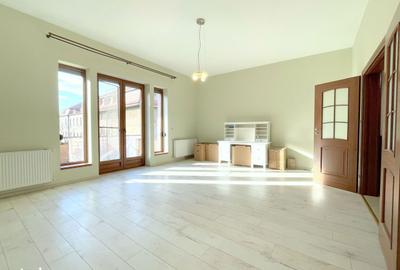 Apartament cu 2 camere, mobilat în Central - 6