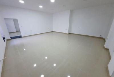 Spatiu comercial finisat, in vila din zona Pietei Unirii, ultracentral - 3