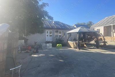 Casă cu 6 camere cu Teren 6500 Mp în Nicorești - 5