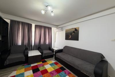 Apartament cu 2 camere semidecomandat în Micro 4 - 6