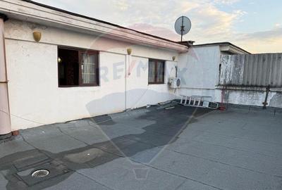 VANZARE Garsoniera cu terasa de 50mp in zona Ultracentral... - 13