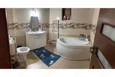 Casă cu 6 camere în Corbu - 7