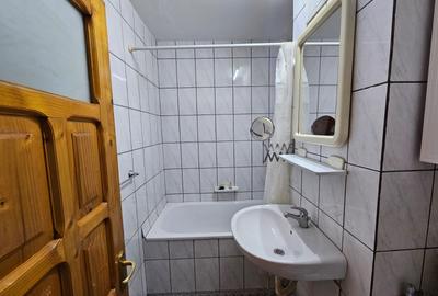 Apartament cu 2 camere decomandat în Teiul Doamnei - 4