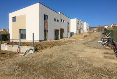 Duplex cu 4 camere decomandat cu Teren 235 Mp în Central - 4