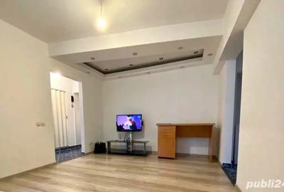 De inchiriat apt 2 camere
