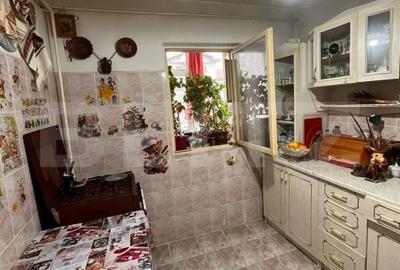 Apartament cu 3 camere decomandat, mobilat în Nicolina - 6