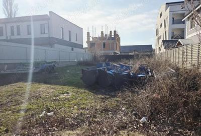 Teren de 400 mp, în Micro 14 - 2