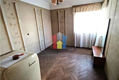Casă cu 4 camere cu Teren 252 Mp în Central