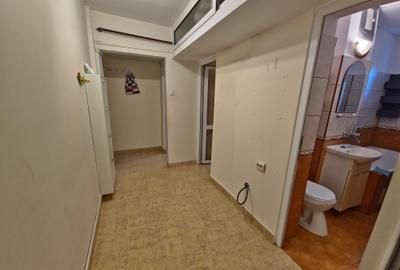 Groapă Inel II 3 Camere  Etaj 1  Semidecomandat  Centrală Gaz  Mobilat - 15