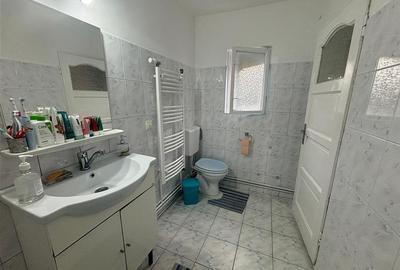 Casă individuală cu 3 camere cu Canalizare în Șura Mare - 12