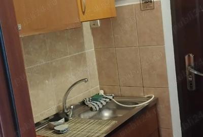 Inchiriez garsoniera zona pia?a Nicolina - 3