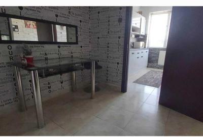 Apartament cu 3 camere în Central - 2