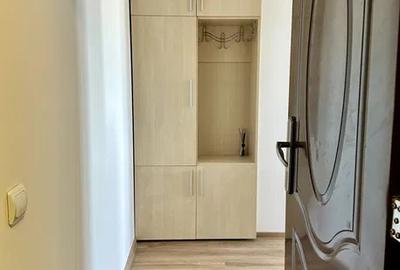 Apartament cu 2 camere decomandat în Tractorul - 3