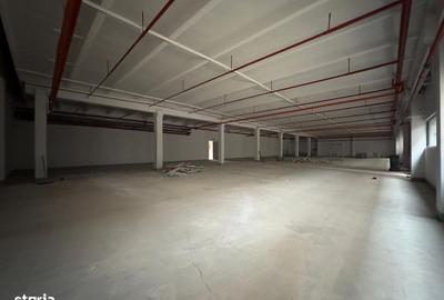 Spațiu comercial, de 808 mp, în Baza 3 - 12