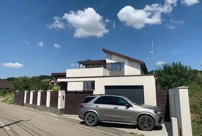 Casă cu 6 camere cu Teren 1000 Mp în Dumbrăveni - 4