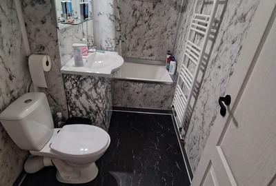 Apartament cu 4 camere decomandat în Central - 3