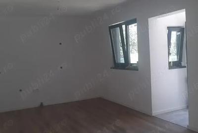 Casă cu 3 camere cu Teren 602 Mp în Central - 9