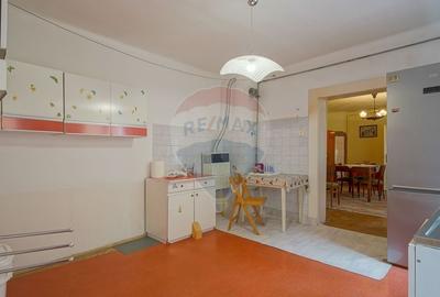 Apartament cu potential deosebit, pe str. Republicii - Centrul Istoric - 4